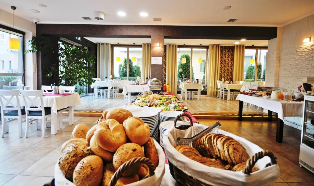 Bursztyn Spa كولوبرزيغ المظهر الخارجي الصورة